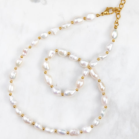 all about pearls NECKLACE