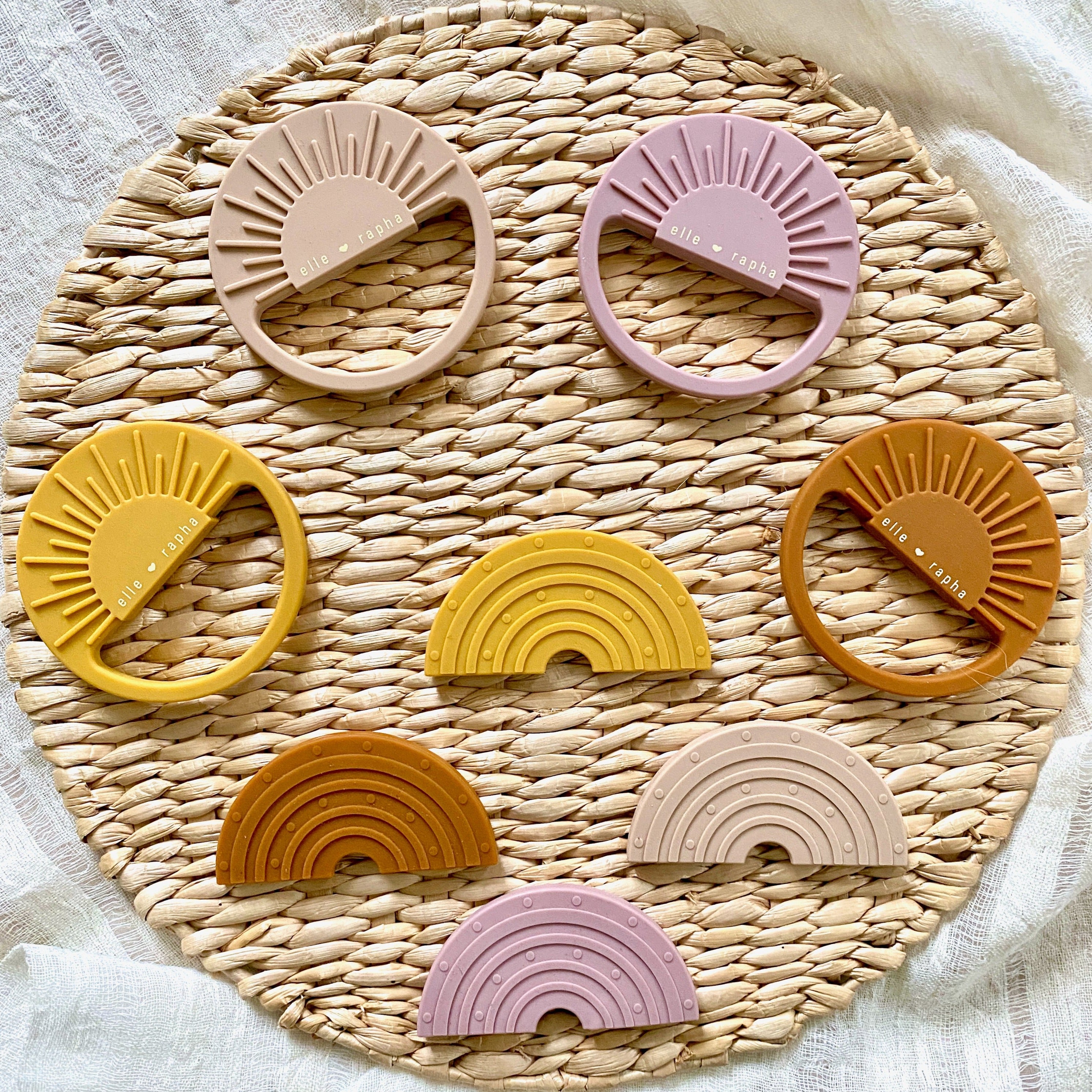 biscuit SUNSHINE TEETHER RING